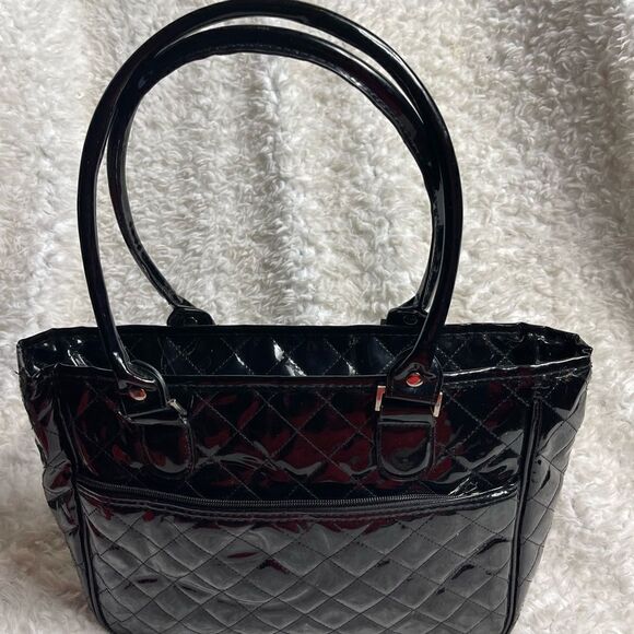 Caboodles Black Faux leather Patent Quilted Makeup Shoulder Bag. - Picture 3 of 12